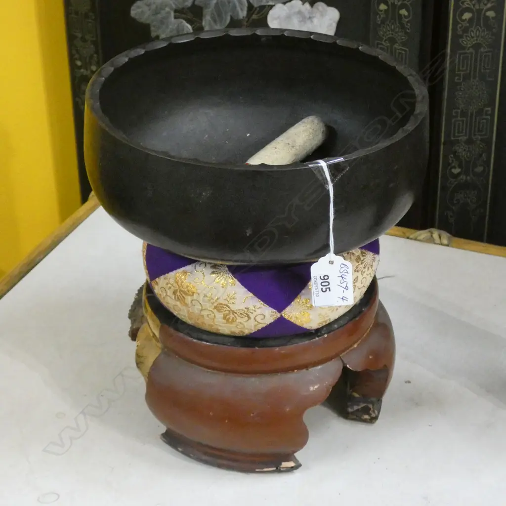 OLD HEAVY JAPANESE TEMPLE GONG WOODEN STAND H226 D221 Image 1++