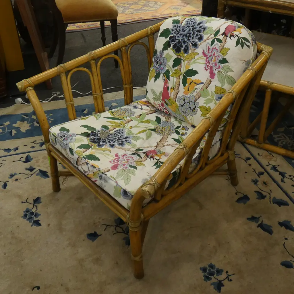 PR OF MCGUIRE ARMCHAIRS AND SIDE TABLE Image 1++