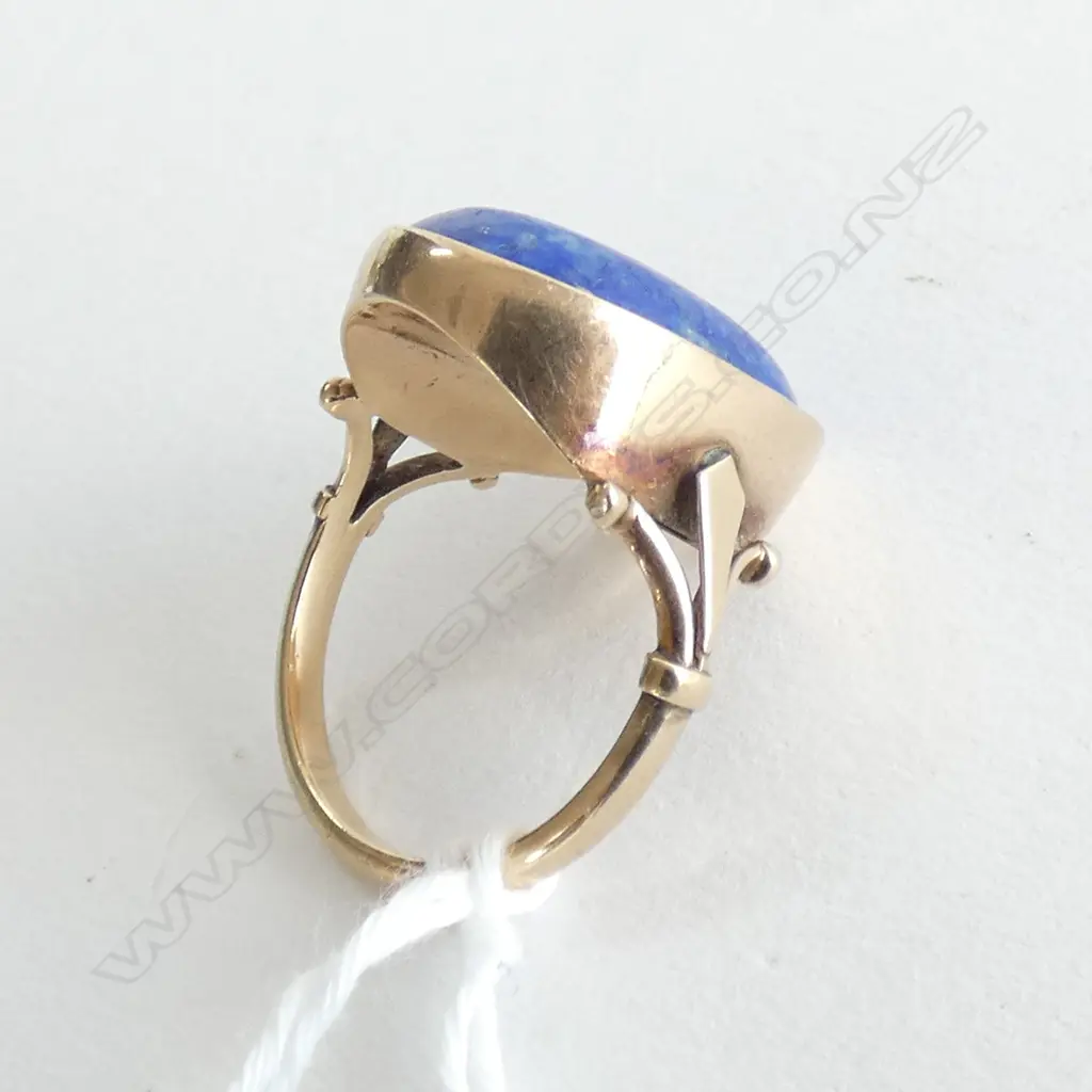 10CT GOLD AND LAPIS LAZULI RING Image 1++