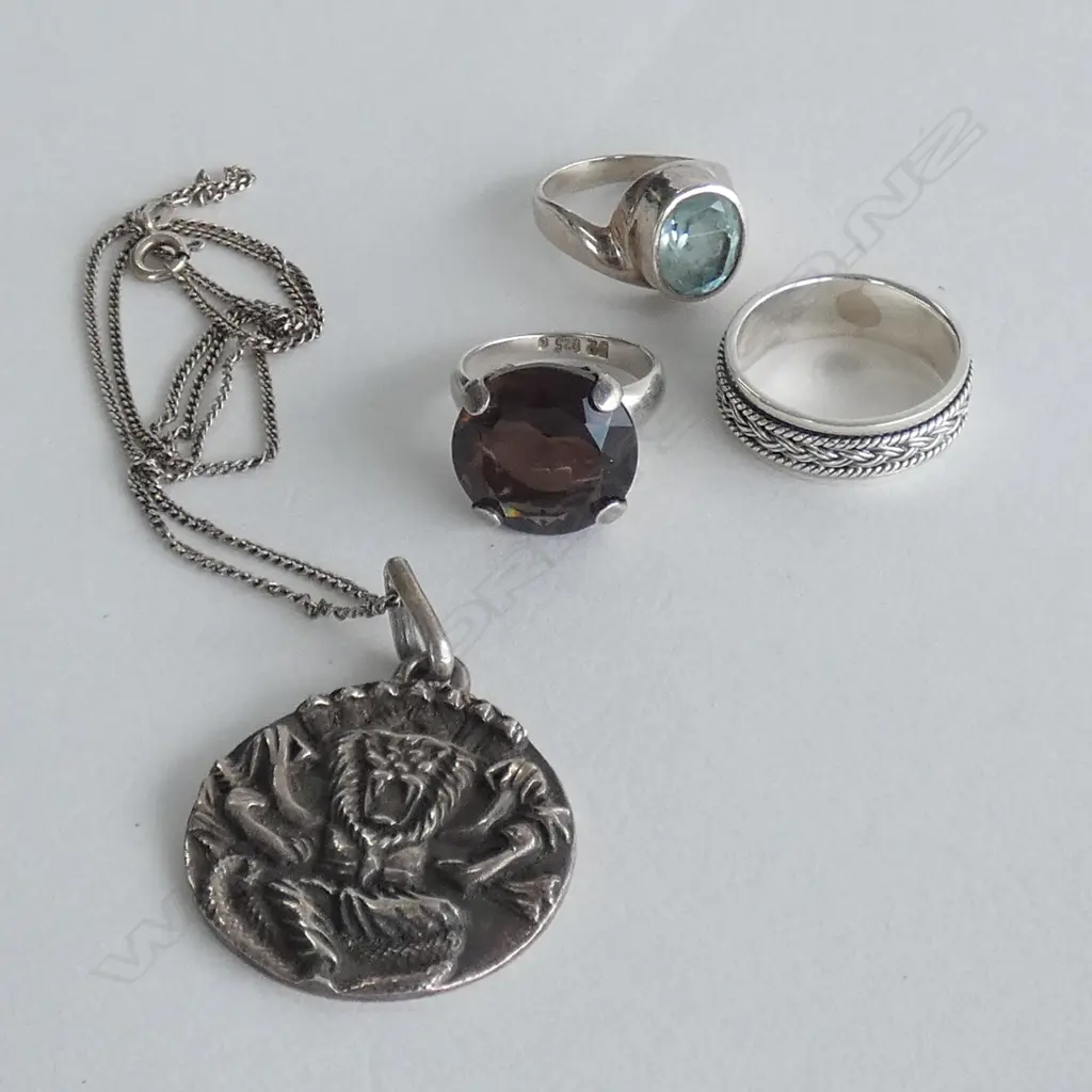 ASSTD SILVER RINGS AND PENDANT Image 1++