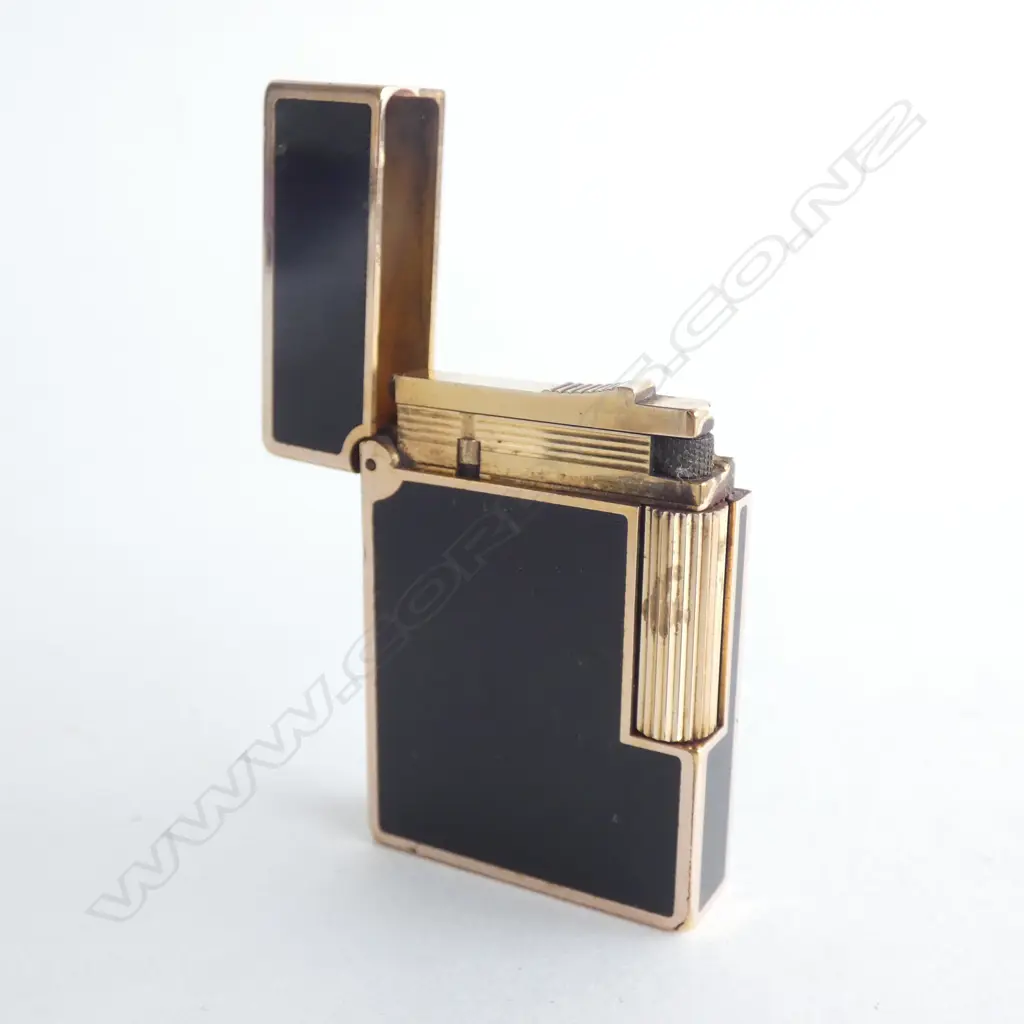 DUPONT LIGHTER BLACK ENAMEL ROSE GOLD PLATE Image 1++