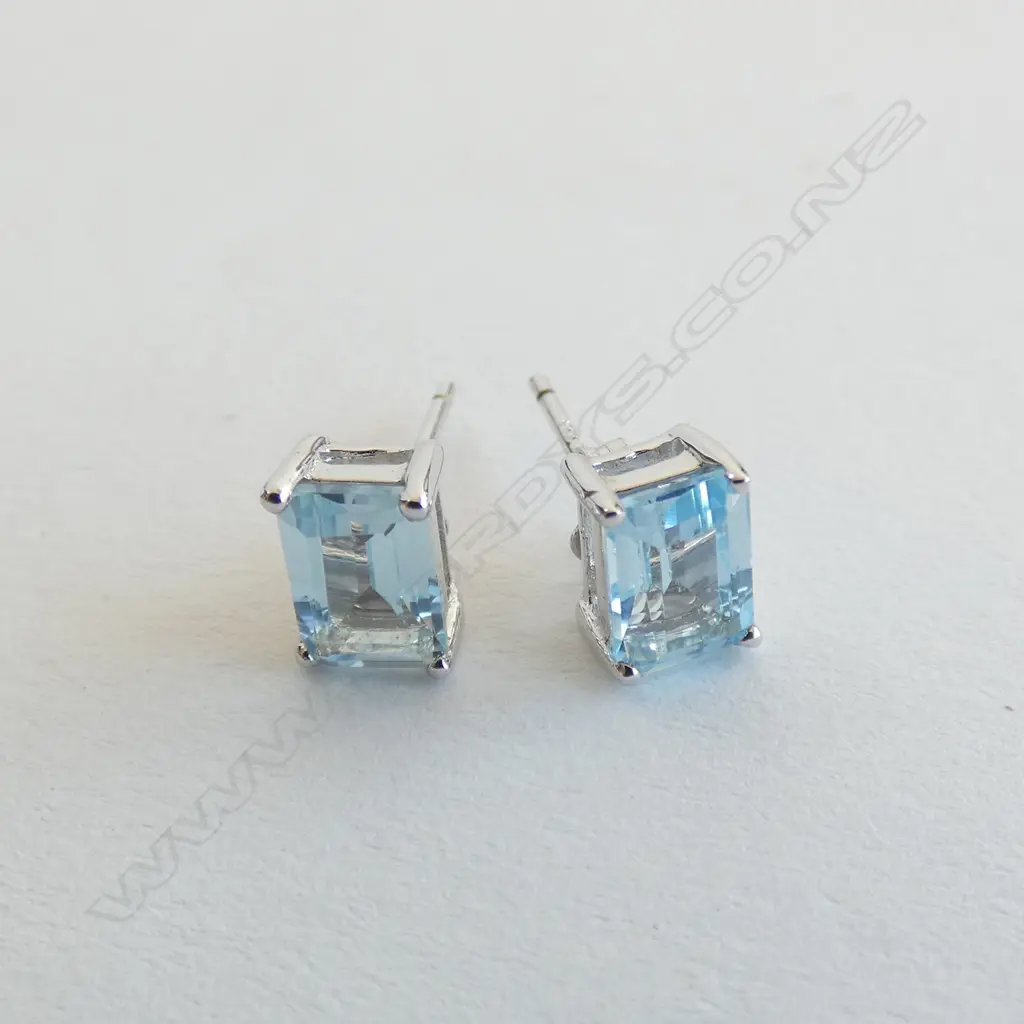 PR AQUAMARINE & SILVER EARRINGS Image 1++