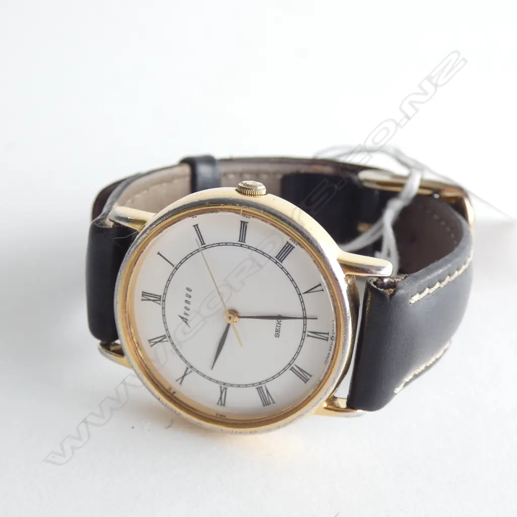 SEIKO AVENUE WRISTWATCH (WORKING) Image 1++