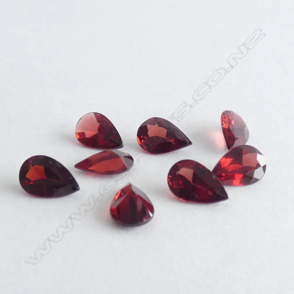 10CT FACETED GARNETS, DROP SHAPE Image 1++
