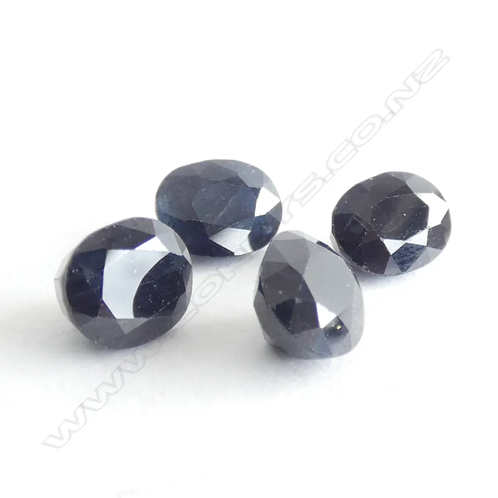 4 DEEP BLUE SAPPHIRES 10CT TOTAL Image 1++