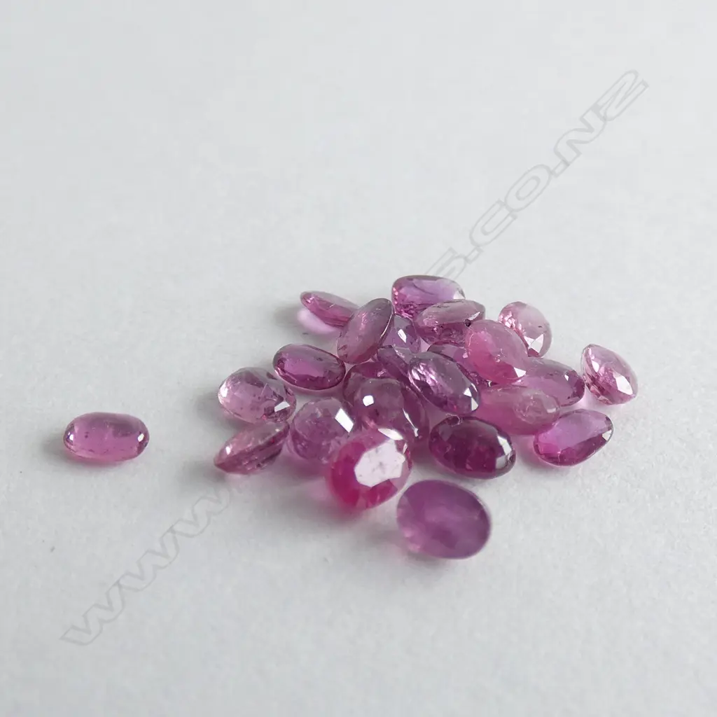 5CT OVAL FACETED RUBIES  Image 1++