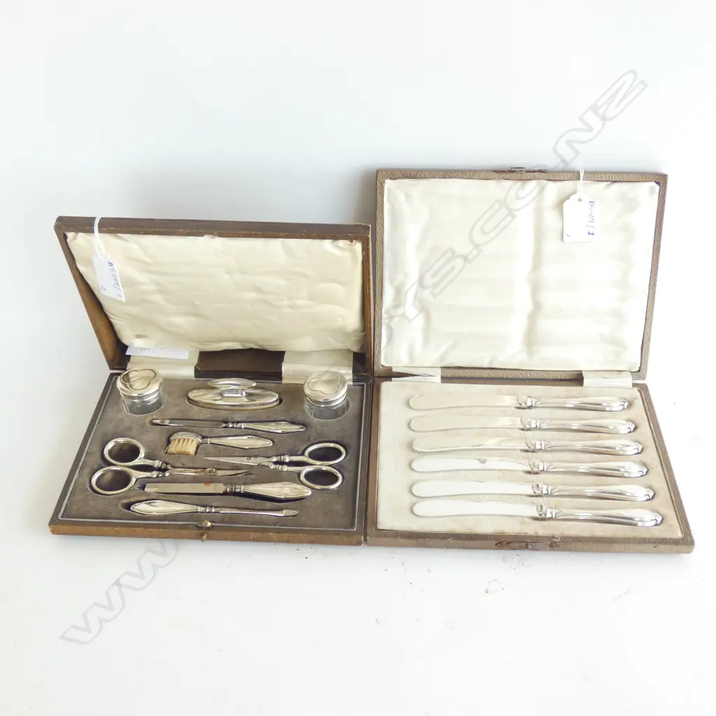 CASED STG SILVER MANICURE SET, B'HAM 1926 + 6 CASED STG SILVER FRUIT KNIVES  Image 1++