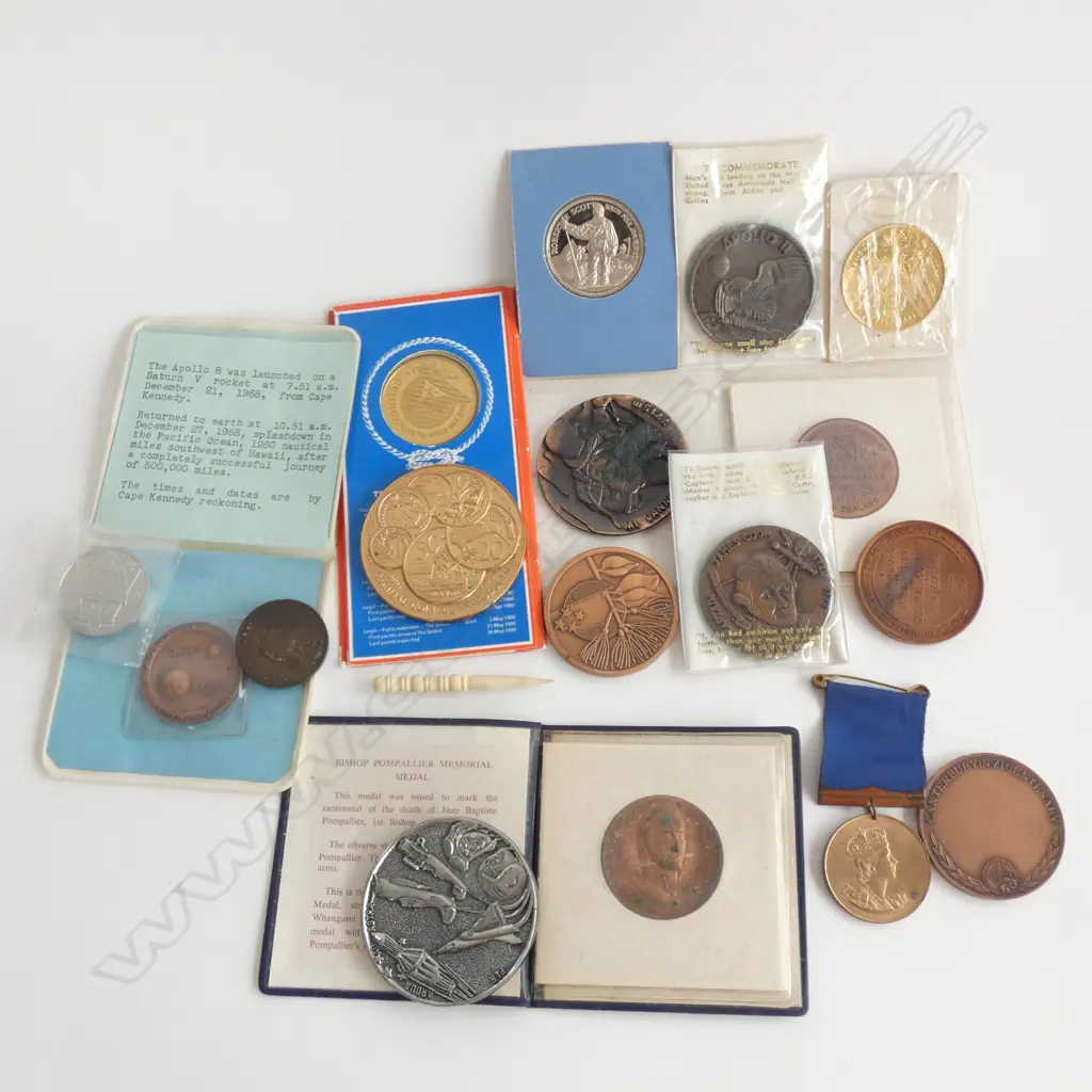 BAG OF ASST. MEDALS & COMMEMORATIVE TOKENS Image 1++