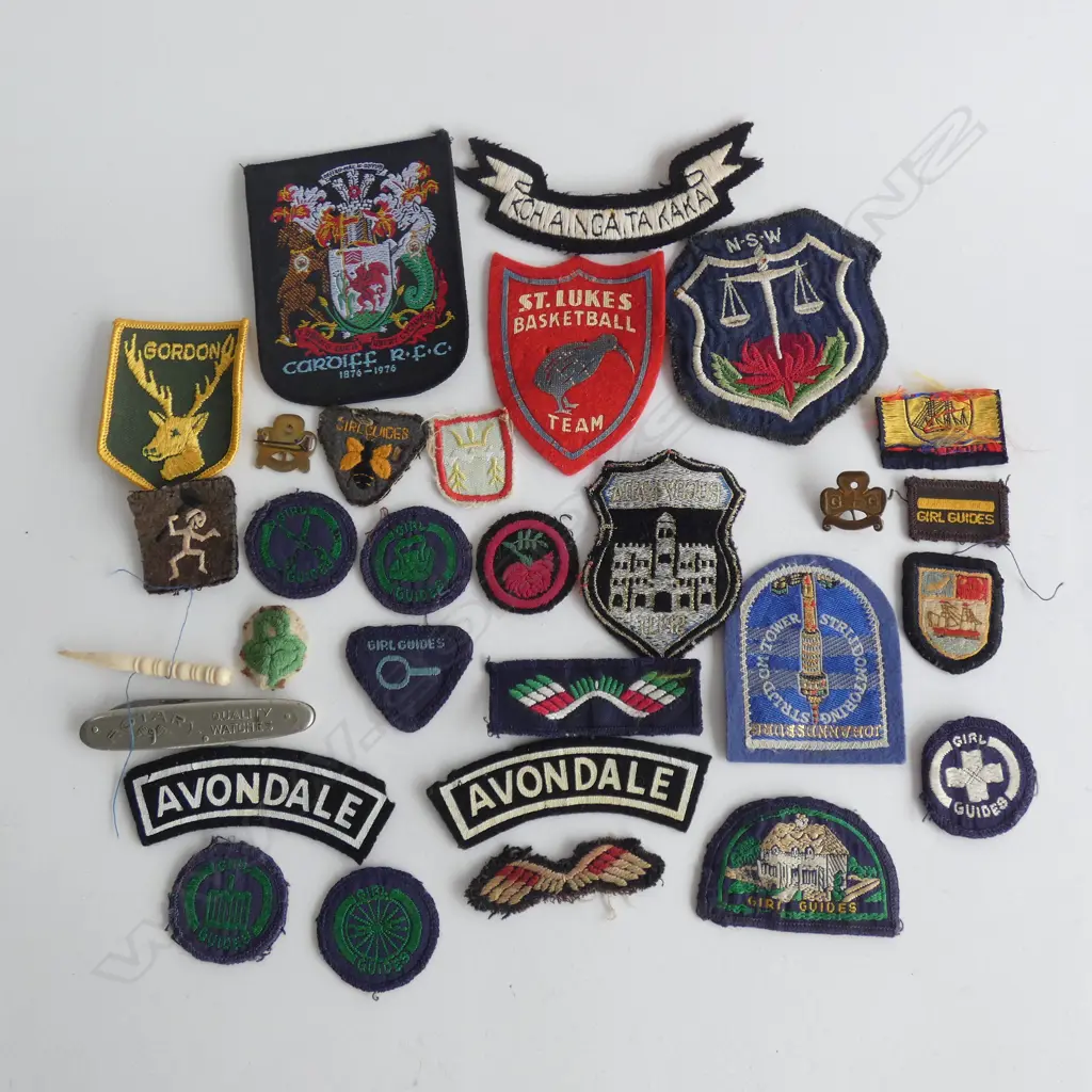 BAG OF ASST. PATCHES ETC Image 1++