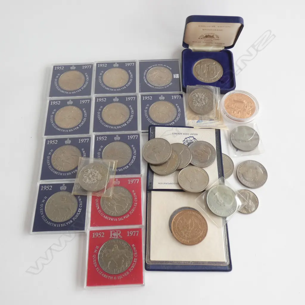 BAG ASST. JUBILEE MEDALS ETC Image 1++