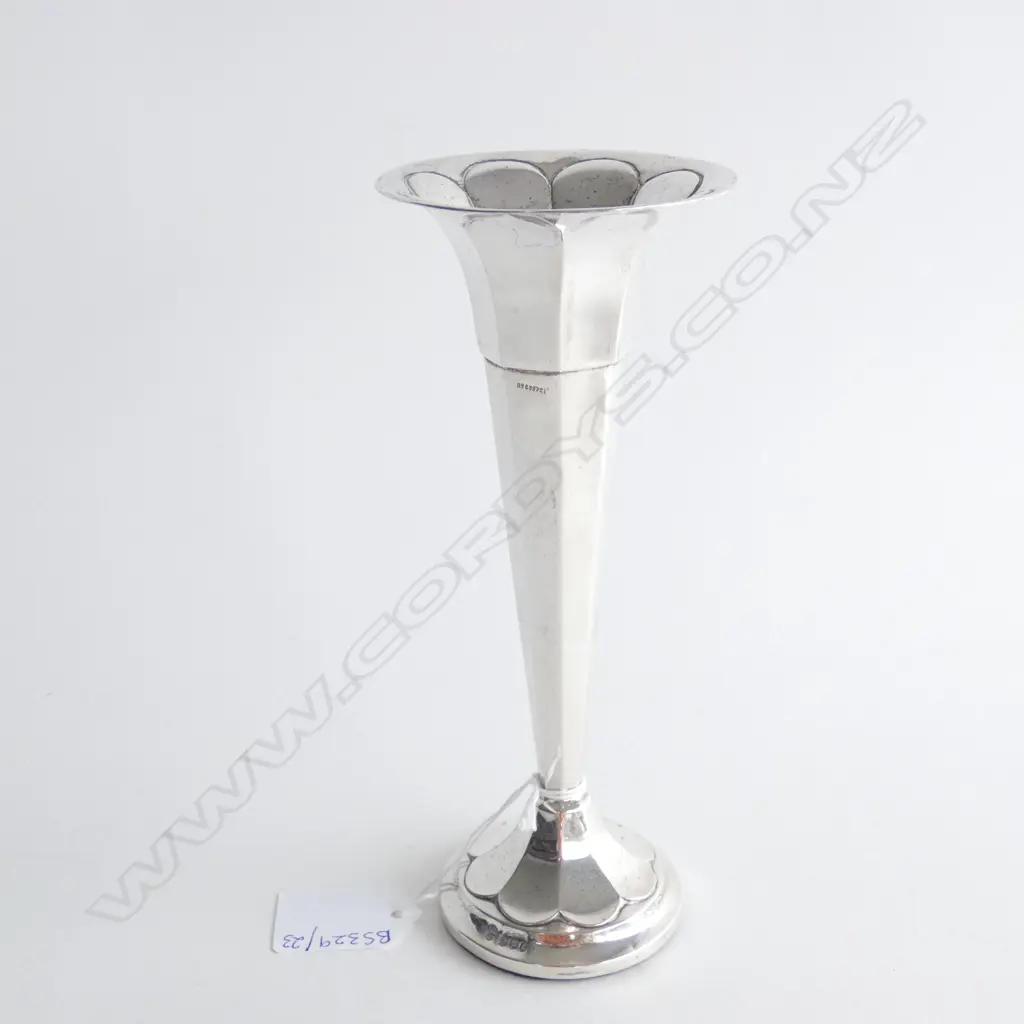 STG SILVER POSEY VASE, SHEFFIELD 1924 H.185mm 128 GRAMS, WEIGHTED Image 1++