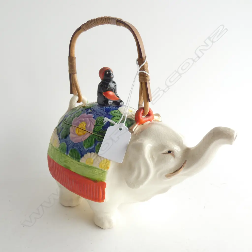 OLD ELEPHANT TEAPOT - BAMBOO HANDLE - DECORATED WITH FLORAL RUG L  200MM Image 1++