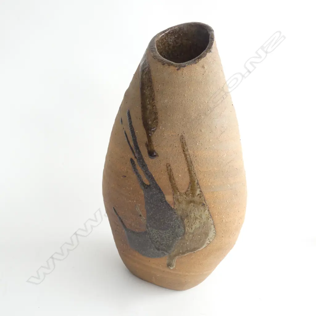 UNGLAZED STUDIO POTTERY VASE w. POURED GLAZE HIGHLIGHTS H.330mm...  Image 1++