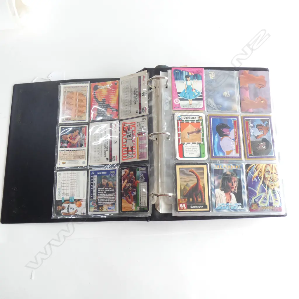 'THE MOVALEAF' STAMP ALBUM + ASST. FIRST DAY COVERS + COLLECTORS CARD ALBUM (90'S) Image 1++