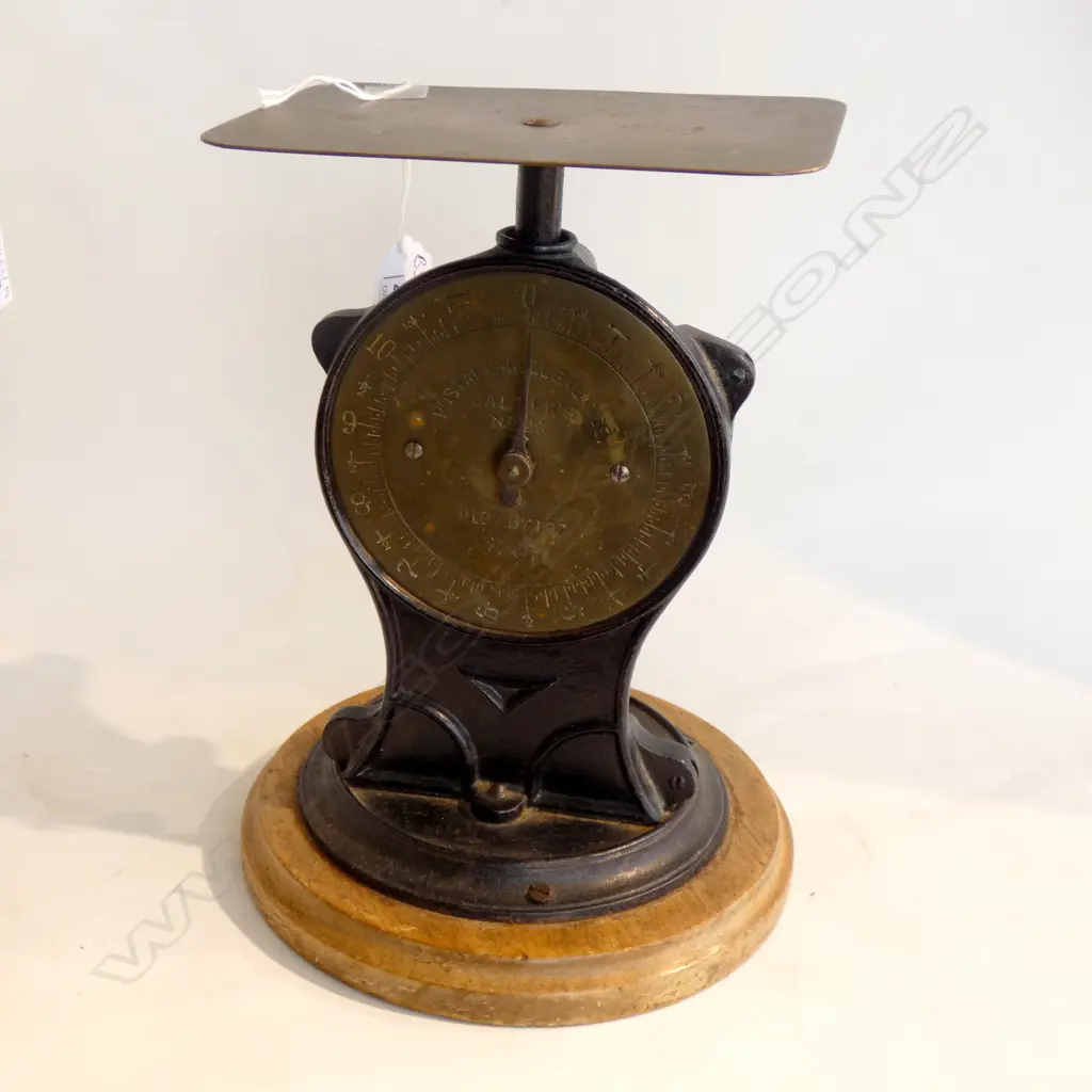 SALTER'S  'POSTAL BALANCE NO.25 11b.' BRASS... Image 1++