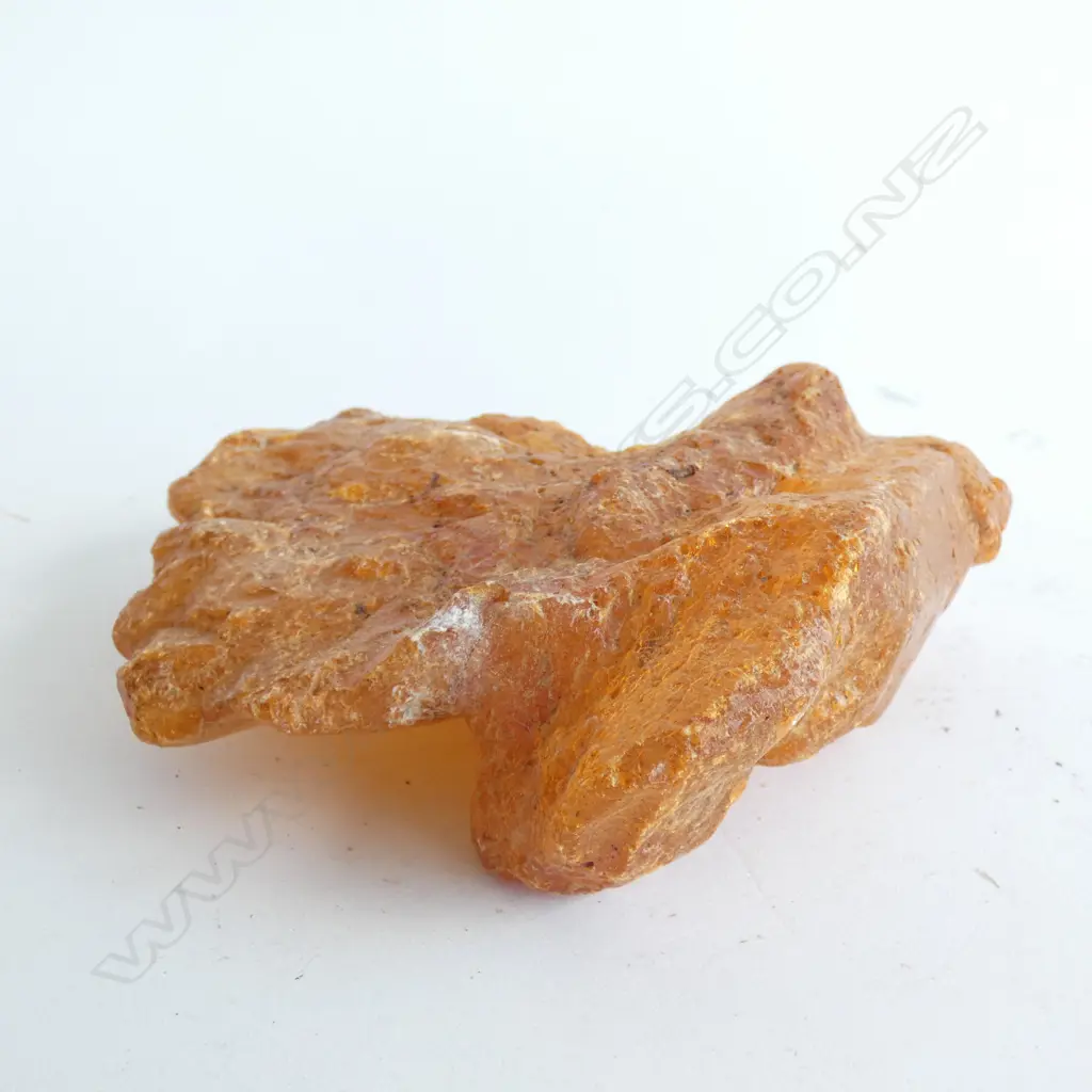 400 GRAM KAURI GUM PIECE; UNPOLISHED GOOD COLOUR & CLARITY L.150mm Image 1++