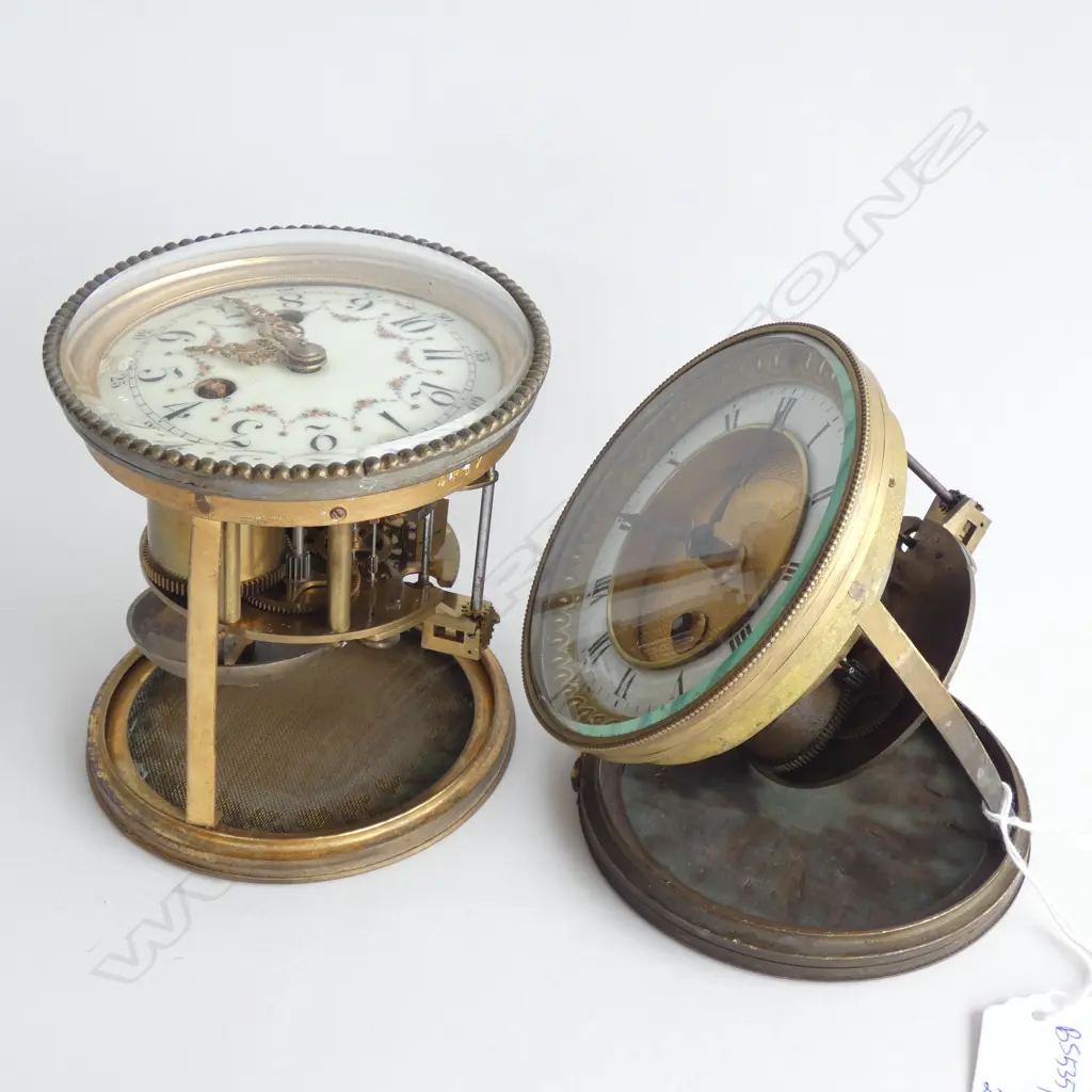 2 CLOCK MOVEMENTS Image 1++