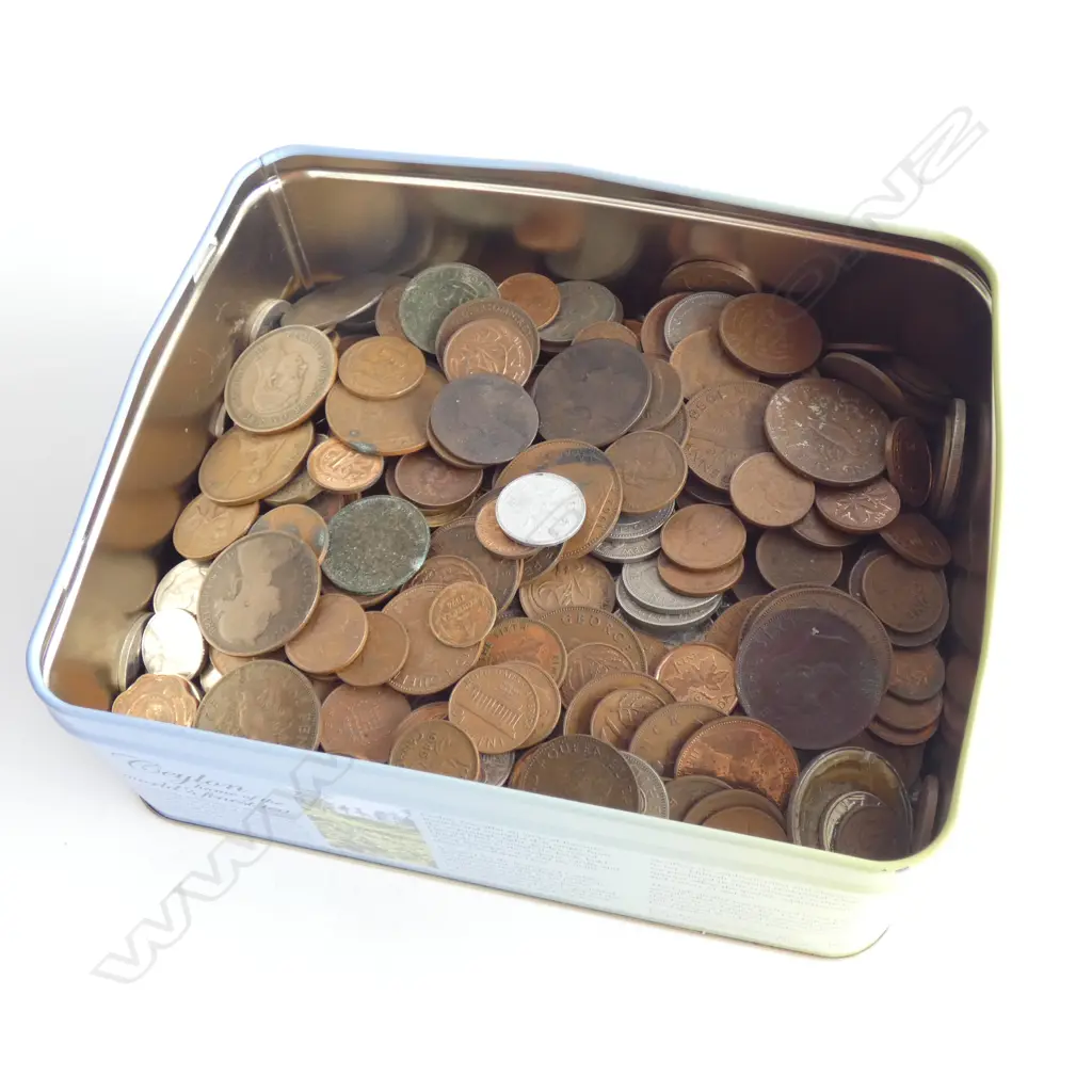 TIN ASST. WORLD COINS ABOUT 3.4 KG Image 1++