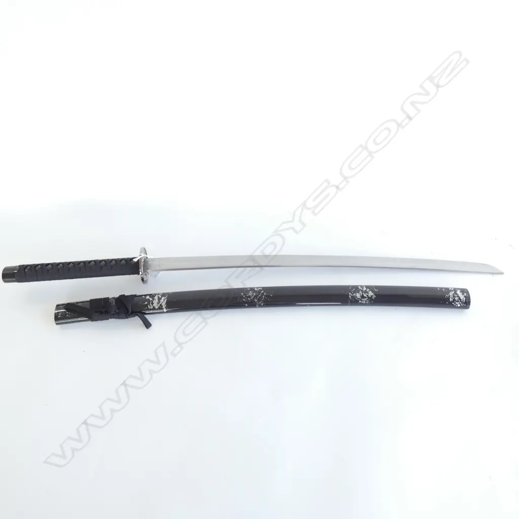 JAPANESE SWORD & SCABBARD L 1000MM Image 1++