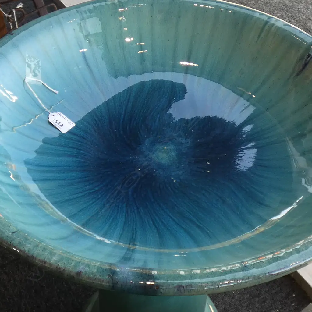 LG SEA GREEN GLAZED BIRD BATH & STAND DIA 530 H 640MM Image 1++