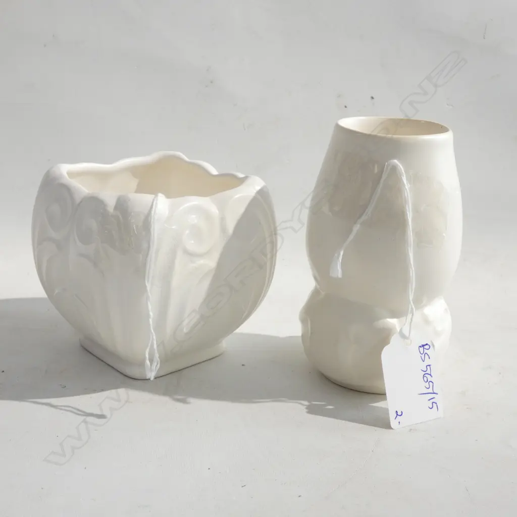 2 CROWN LYNN WHITEWARE VASES; #506 & 'ROTORUA' H.80mm Image 1++