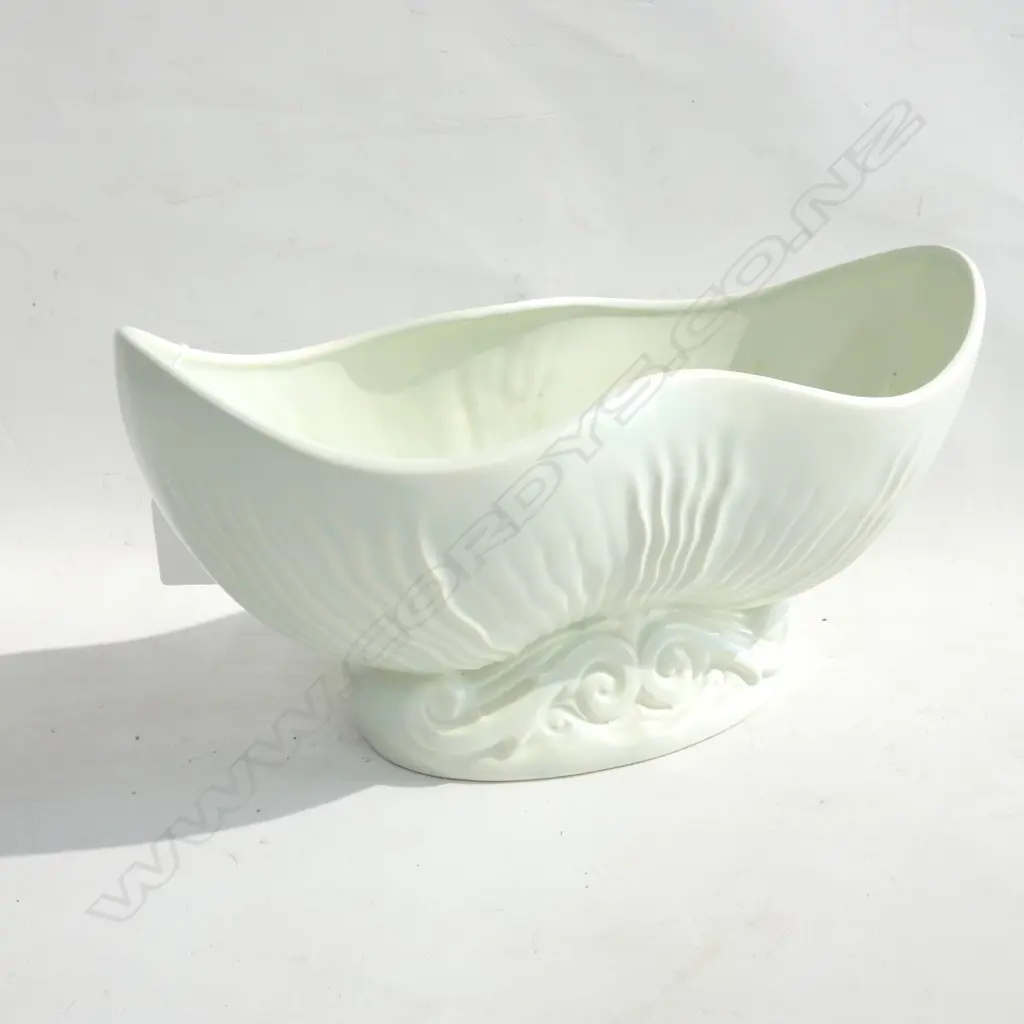 CROWN LYNN MINT GLAZE VASE #552 W.275mm Image 1++