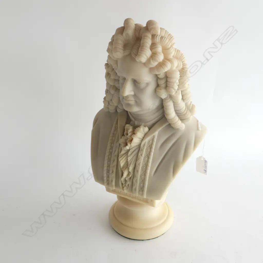 WHITE RESIN BUST OF HANDEL H.370mm Image 1++