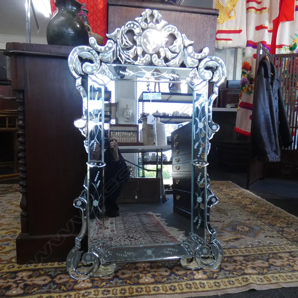 LARGE VENETIAN MIRROR 1010x610mm Image 1++
