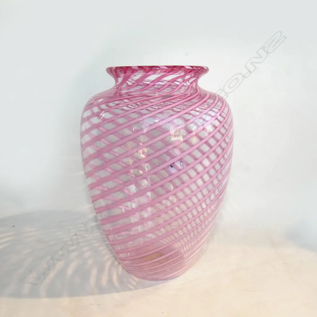 PETER RAOS PINK GLASS VASE, SIGNED & DATED 1986 H.215mm Image 1++