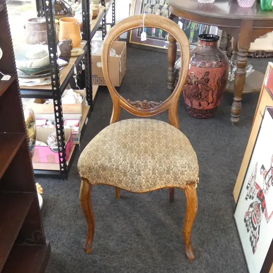 BALLOON BACK CHAIR