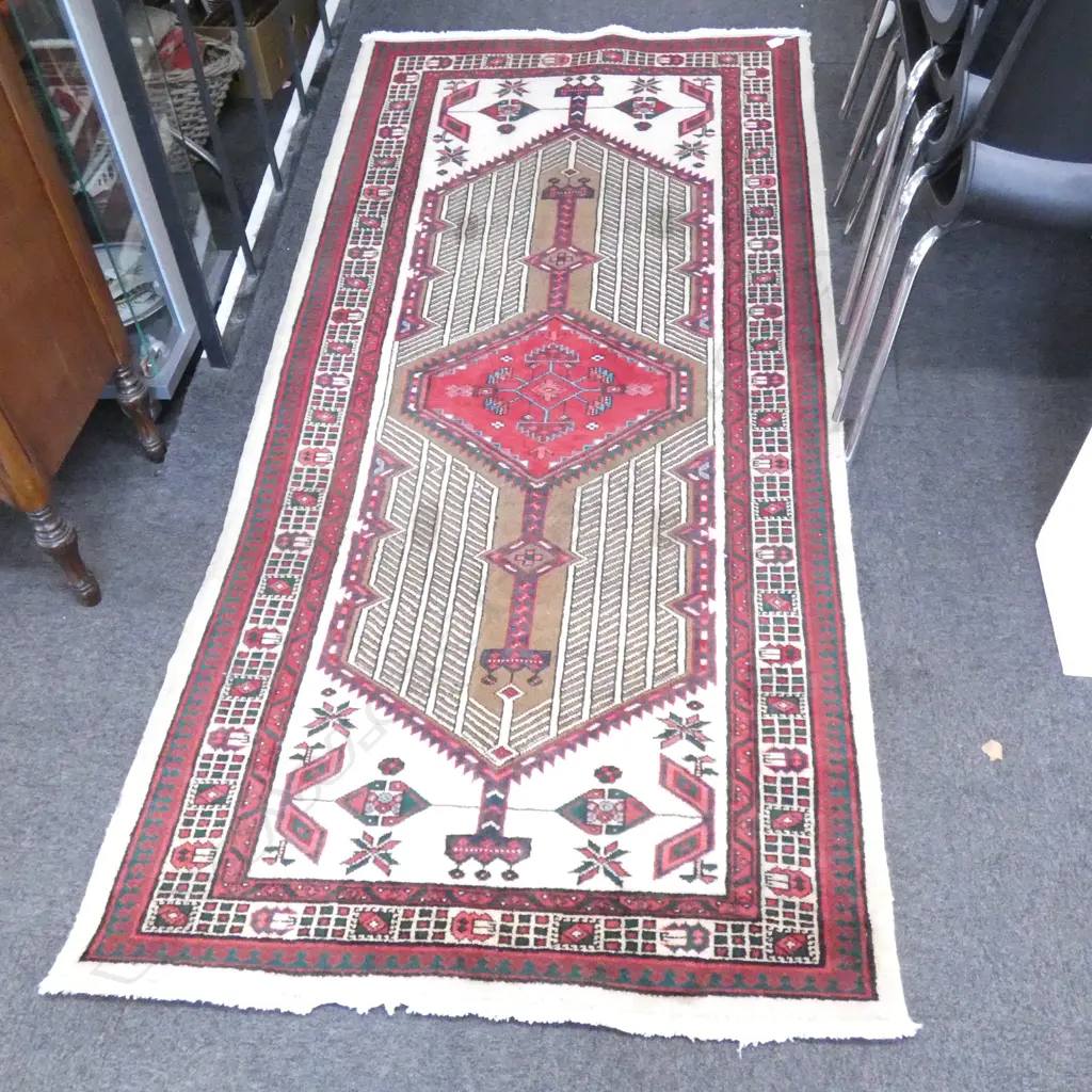 HAND KNOTTED WOOL PILE RUG... Image 1++