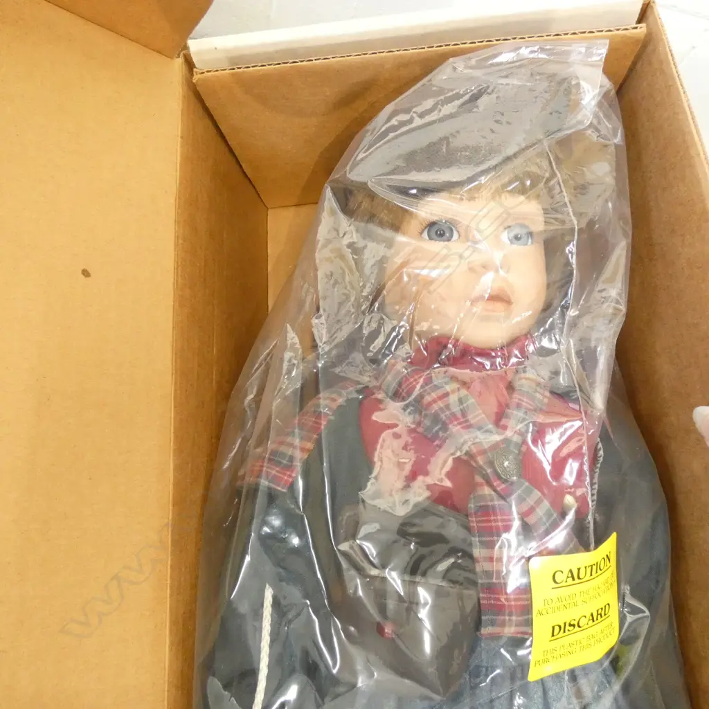 3 DOLLS; 2 LEE MIDDLETON + JAN MCLEAN 'ROSE' H.500mm Image 1++
