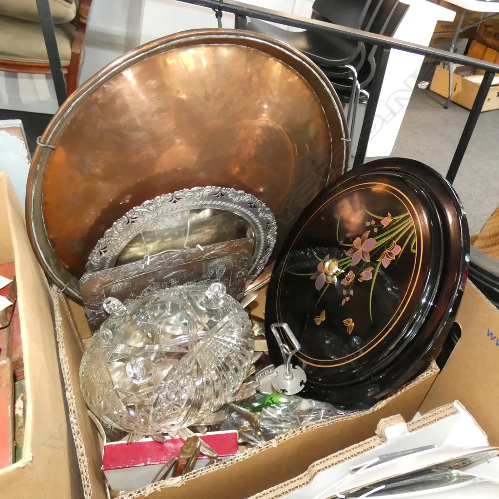BOX LOT ORIENTAL CUTLERY ETC Image 1++