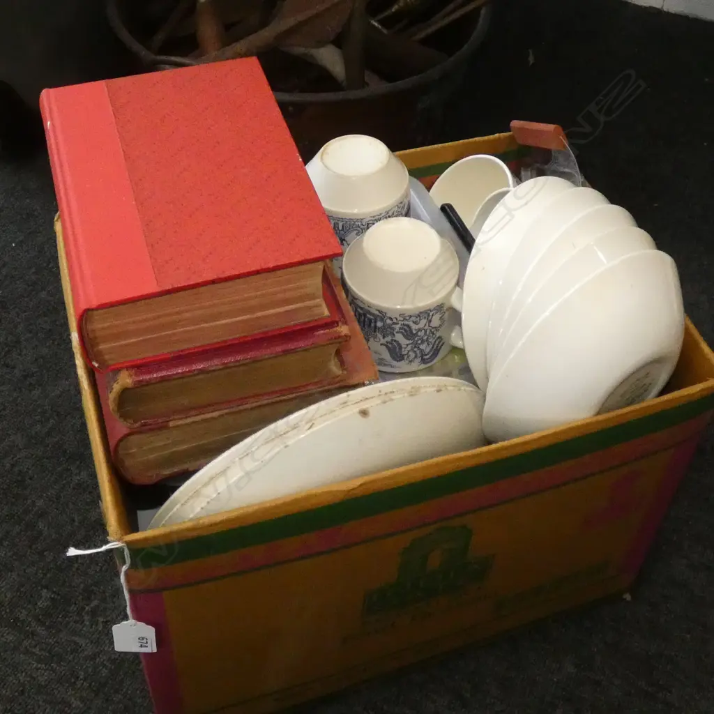 BOX LOT B/W CROWN LYNN WILLOW, JEWELLERY BAGS, 3 OLD BOOKS ETC Image 1++