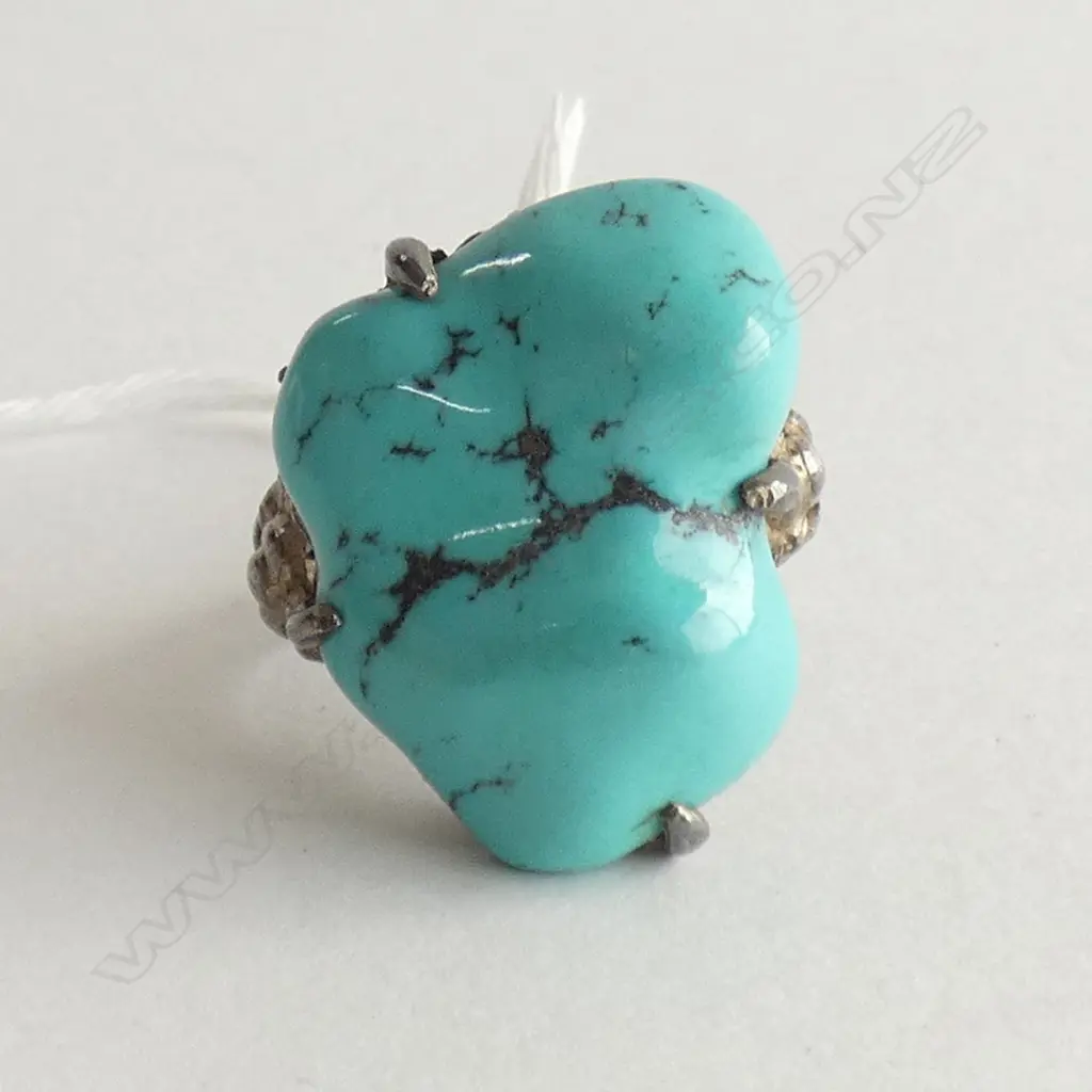 SILVER & TURQUOISE RING 7.3 GRAMS Image 1++