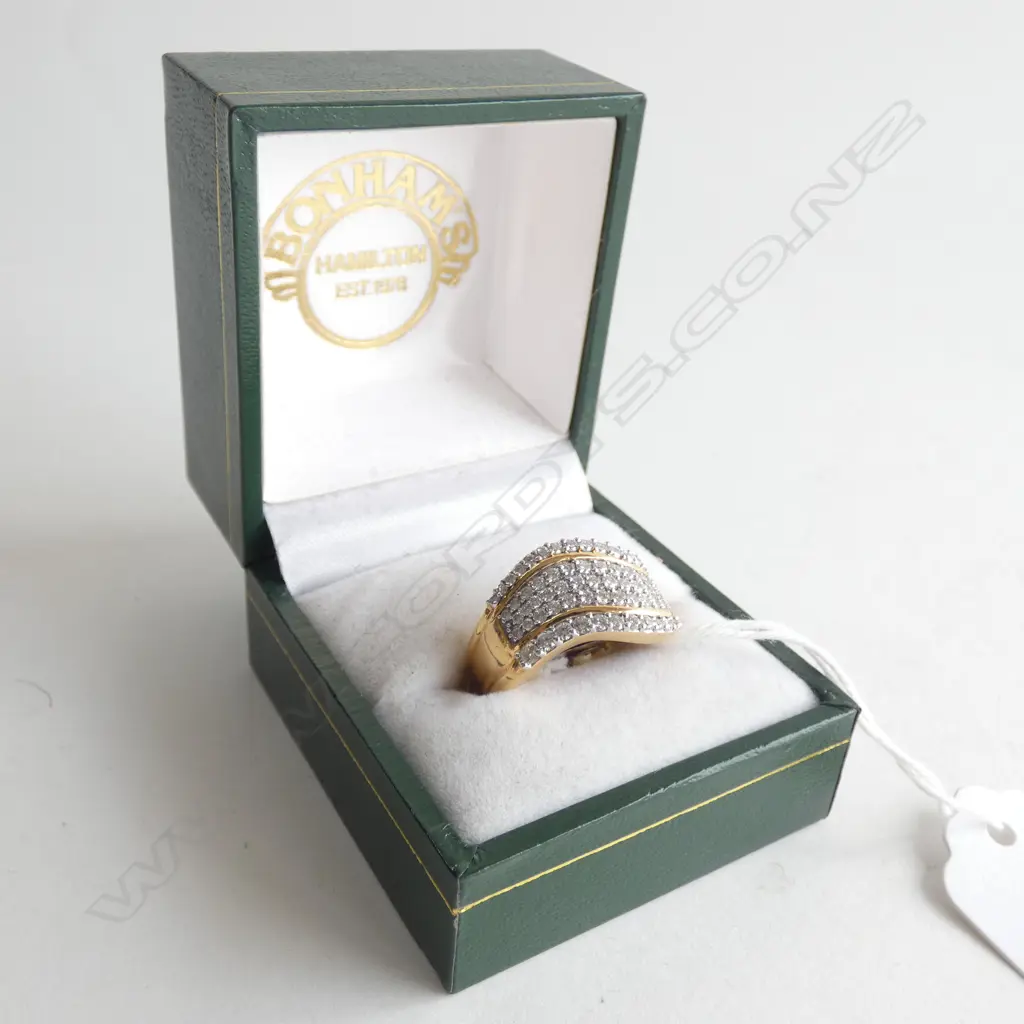WIDE 18CT GOLD & MULTI DIAMOND RING... Image 1++