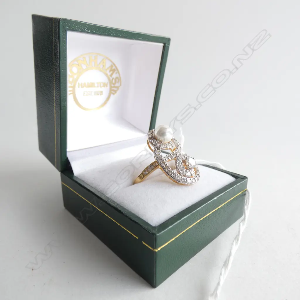 18K GOLD CZ & PEARL FANCY RING Image 1++