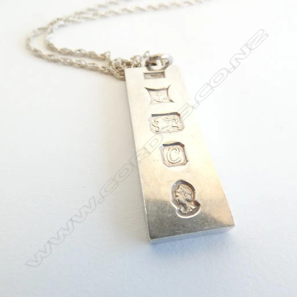 SILVER INGOT AND CHAIN Image 1++