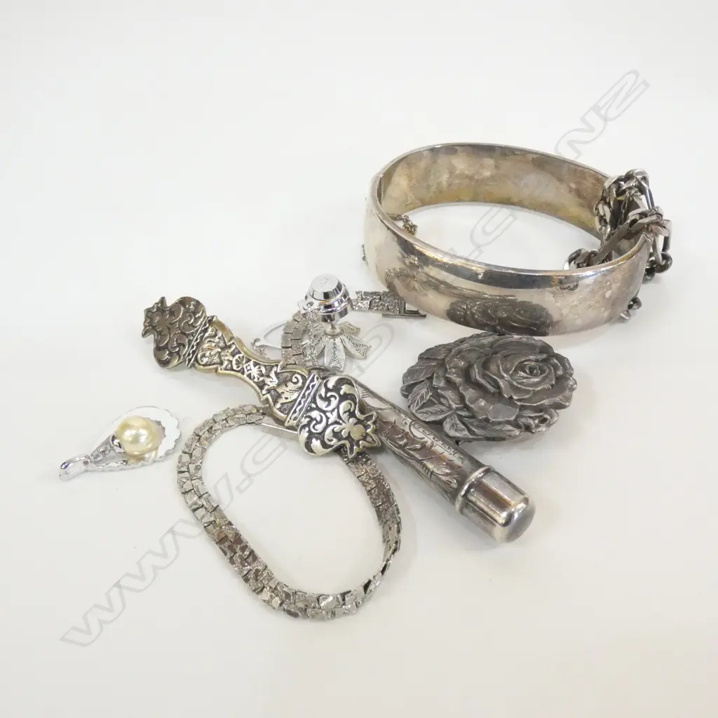ASST. STG SILVER JEWELLERY 69 GRAMS Image 1++