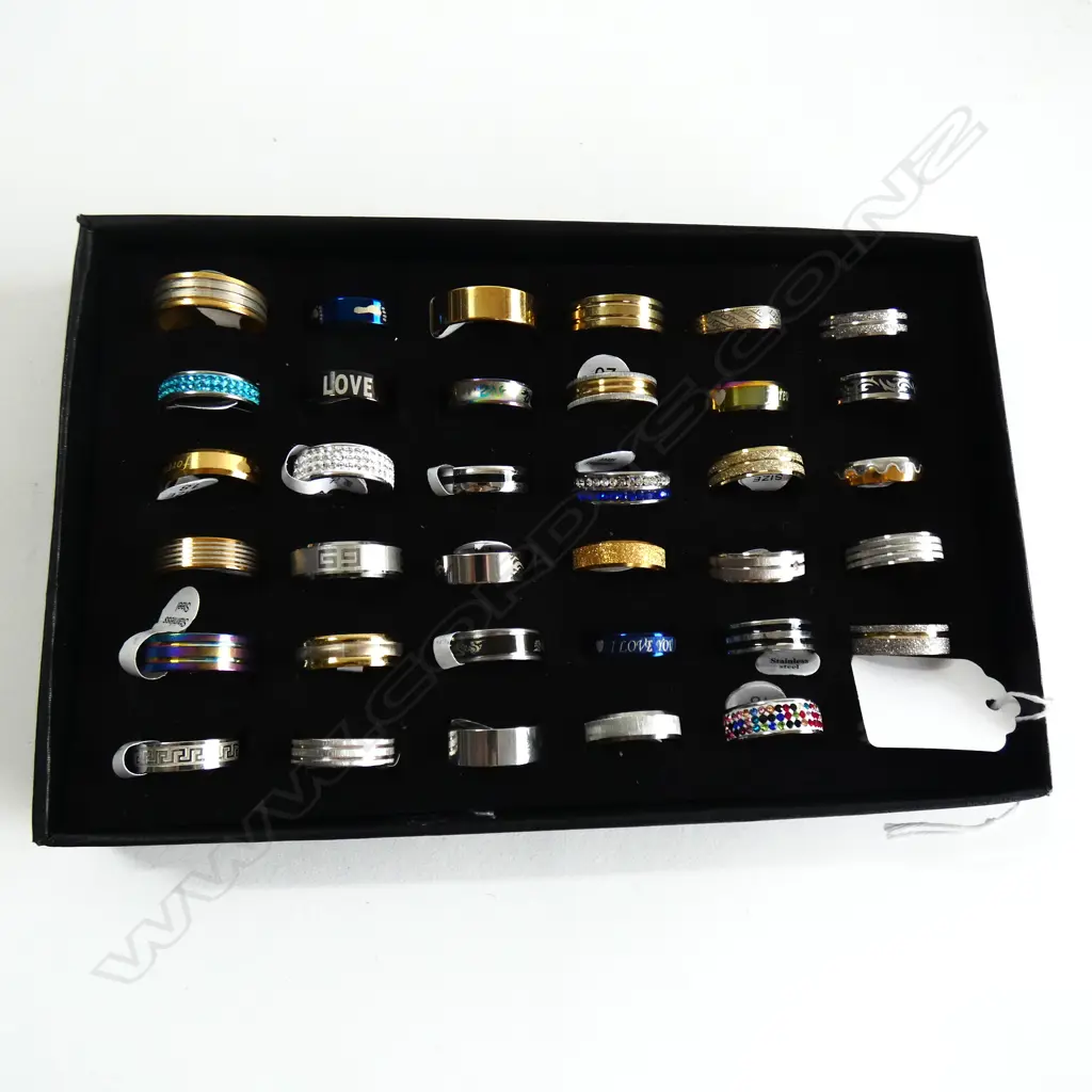 TRAY OF ASST. RINGS Image 1++