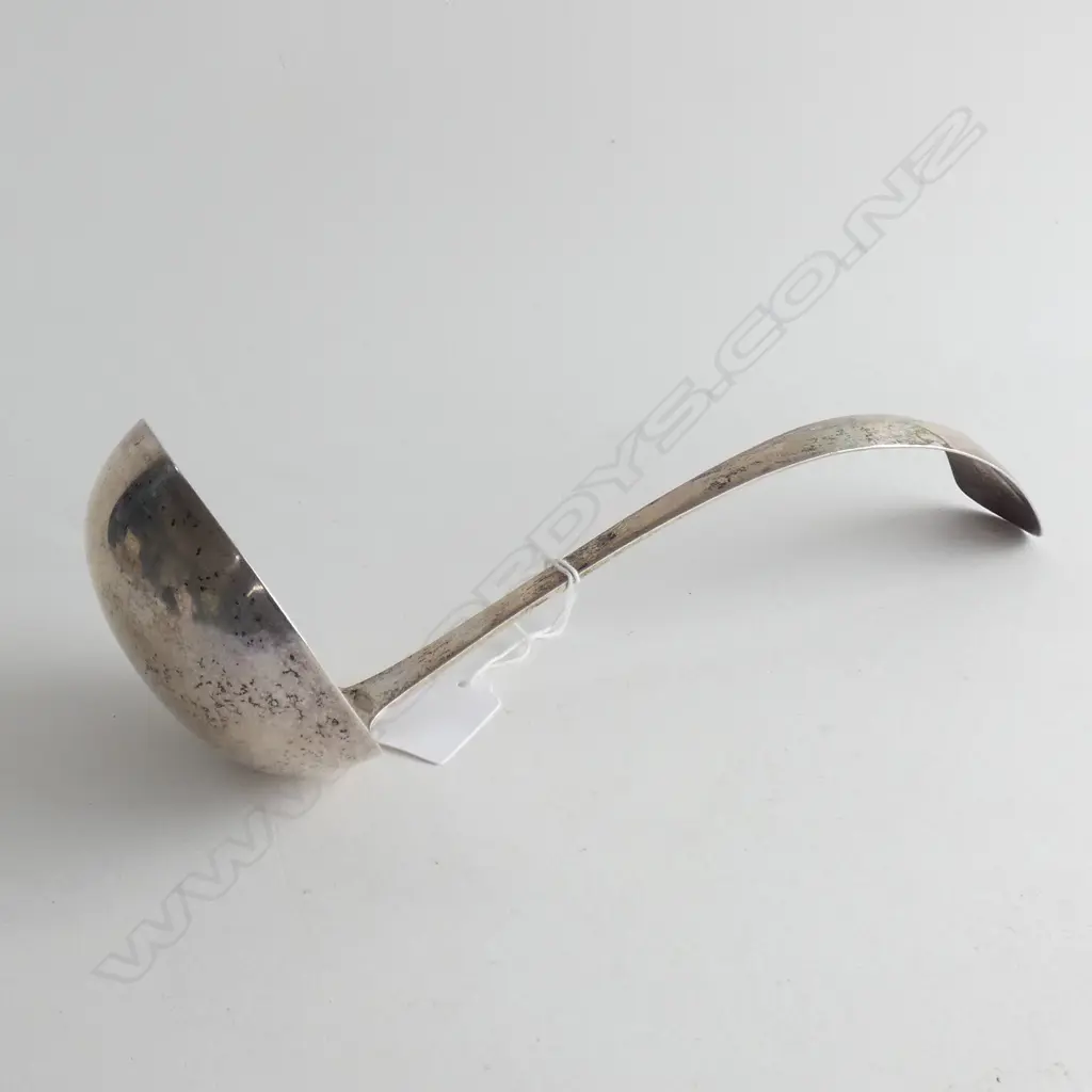 (17728)19thC EUROPEAN DUTCH SILVER SOUP LADLE Image 1++