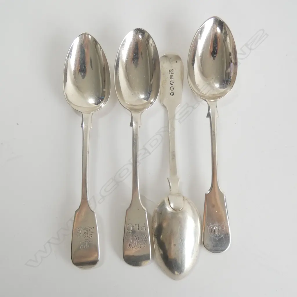 (17757) 4 STG SILVER DESSERT SPOONS Image 1++