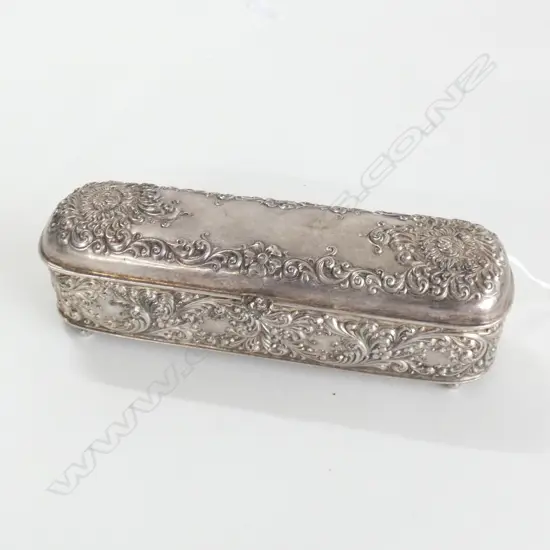 (17902) ORNATE SILVER PLATE BLUE VELVET LINED BOX 175 X 50MM