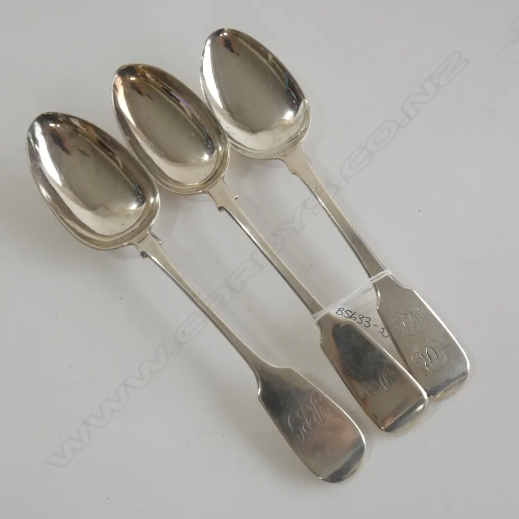 (17757) 3 STG SILVER TABLE SPOONS Image 1++
