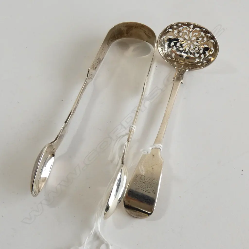 (17757)  STG SILVER SUGAR SIFTER & SUGAR TONGS Image 1++