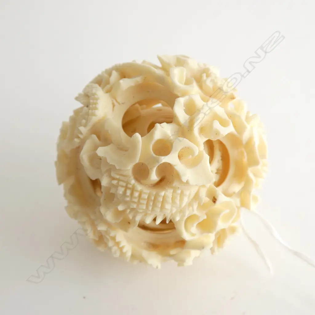 CHINESE PUZZLE BALL DIA 65MM Image 1++