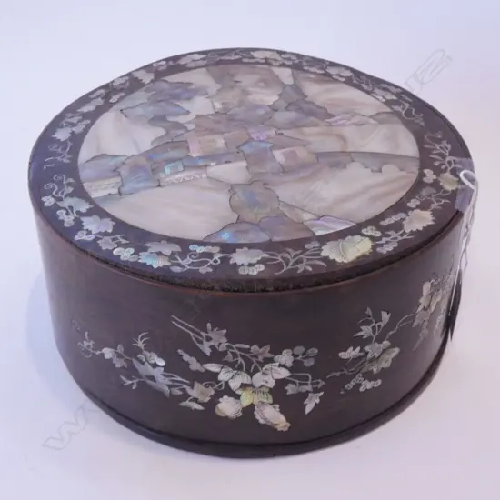 MOP INLAY BOX 210mm dia