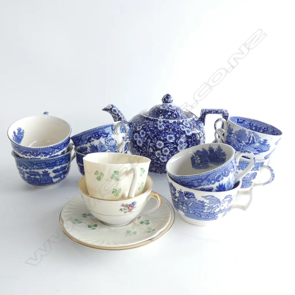 9 B/W WILLOW CUPS + CALICO TEAPOT & 2 C/S; LIMOGES / BELLEEK Image 1++
