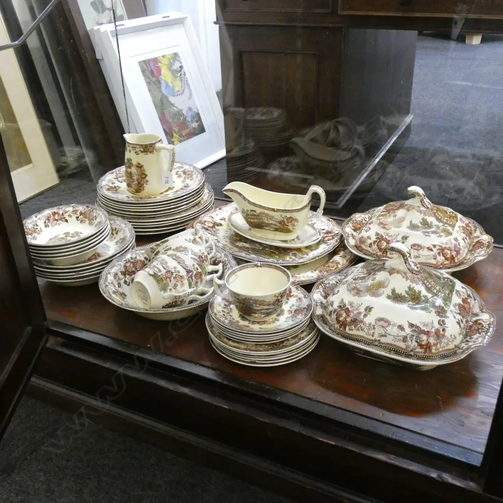 LARGE ROYAL STAFFORDSHIRE 'TONQUIN' DINNER SERVICE Image 1++