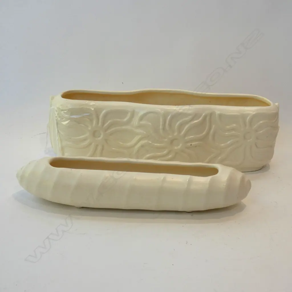 2 WHITE CROWN LYNN TROUGH VASES; #107 L.275mm + #137 Image 1++